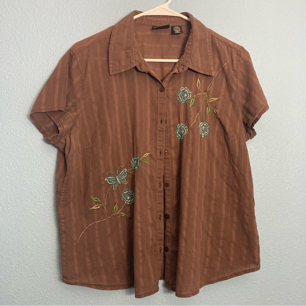 Vintage At Last Classic Embroidered Blouse - Brown - Juniors Large